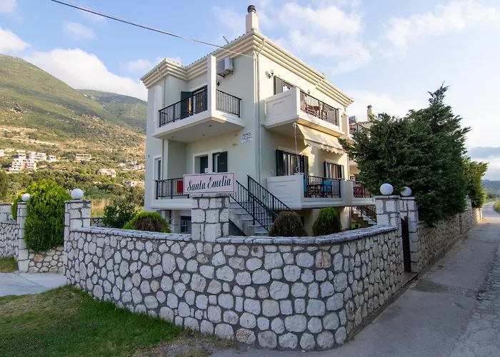 Aparthotel Santa Emelia Vasiliki