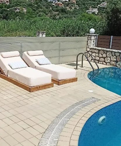 Santa Emelia Aparthotel Vasiliki