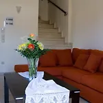 Santa Emelia Aparthotel 4*