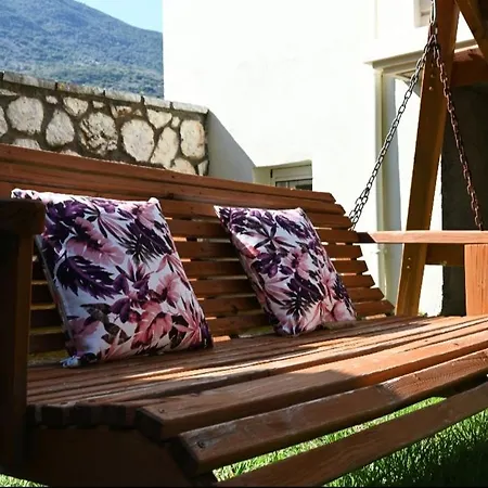 Santa Emelia Apartmanhotel 4*