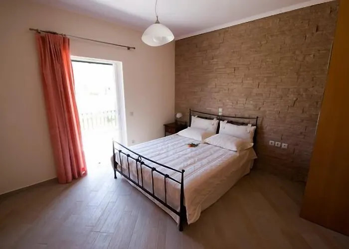 Aparthotel Santa Emelia 4*